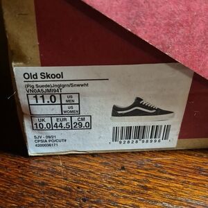 Vans Old Skool Black and White Sneakers